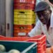 Programa Alimenta Cidades chega a mais de mil municípios, prioriza regiões vulneráveis e fortalece políticas de segurança alimentar no Brasil.