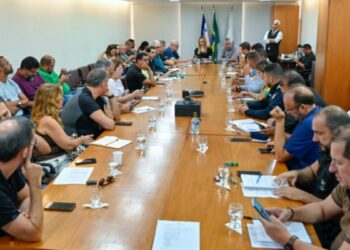 Prefeitura de Vitória se reúne com lideranças da Regional 5 para ouvir demandas e acelerar soluções em segurança e mobilidade.