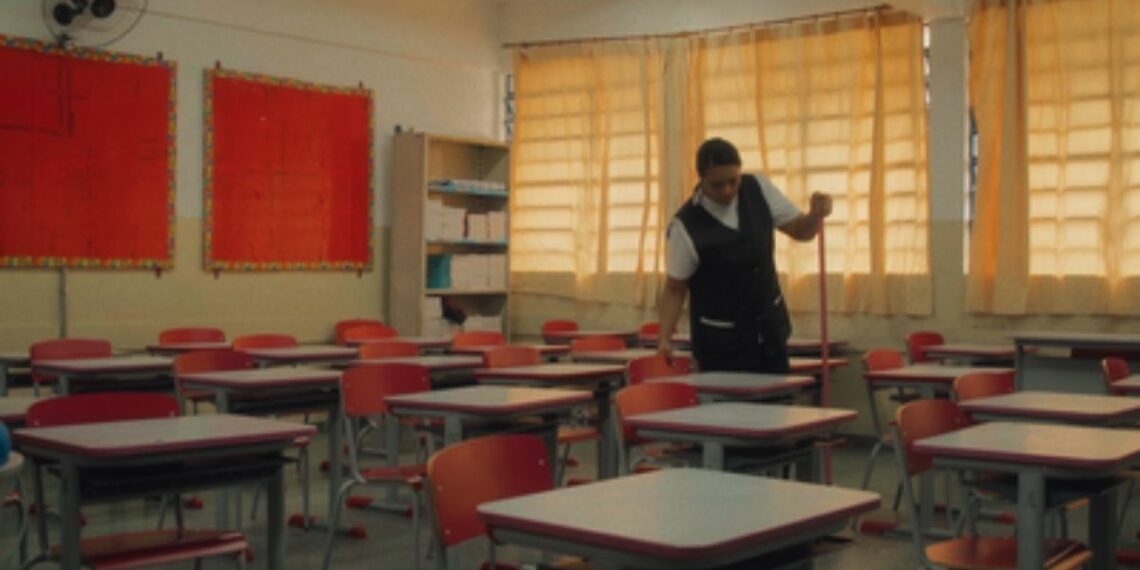 O documentário “Sagrado”, dirigido por Alice Riff, vence o Festival É Tudo Verdade e se torna elegível ao Oscar, destacando a força do audiovisual brasileiro e o apoio da TV pública.