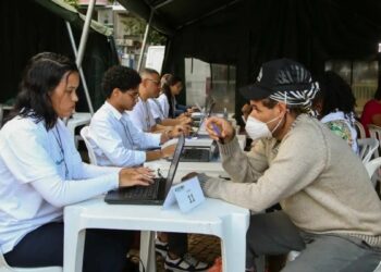Cartórios de todo o Brasil participam da Semana Nacional do Registro Civil, oferecendo emissão gratuita de documentos e serviços assistenciais à população vulnerável.