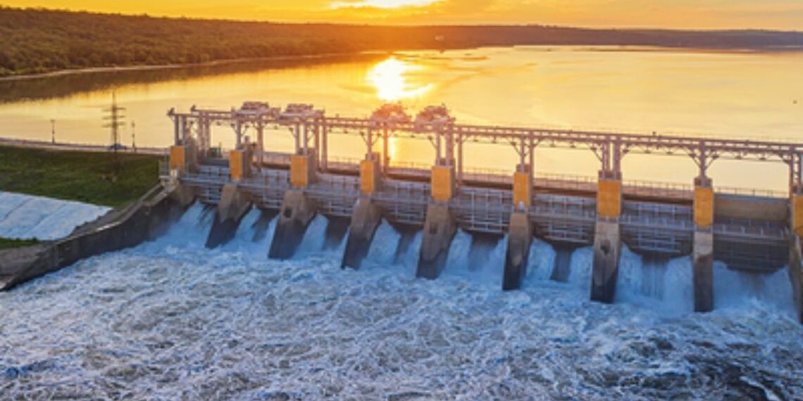 Ministério de Minas e Energia abre consultas públicas para melhorar regras de exportação de energia e otimizar uso do sistema elétrico nacional.