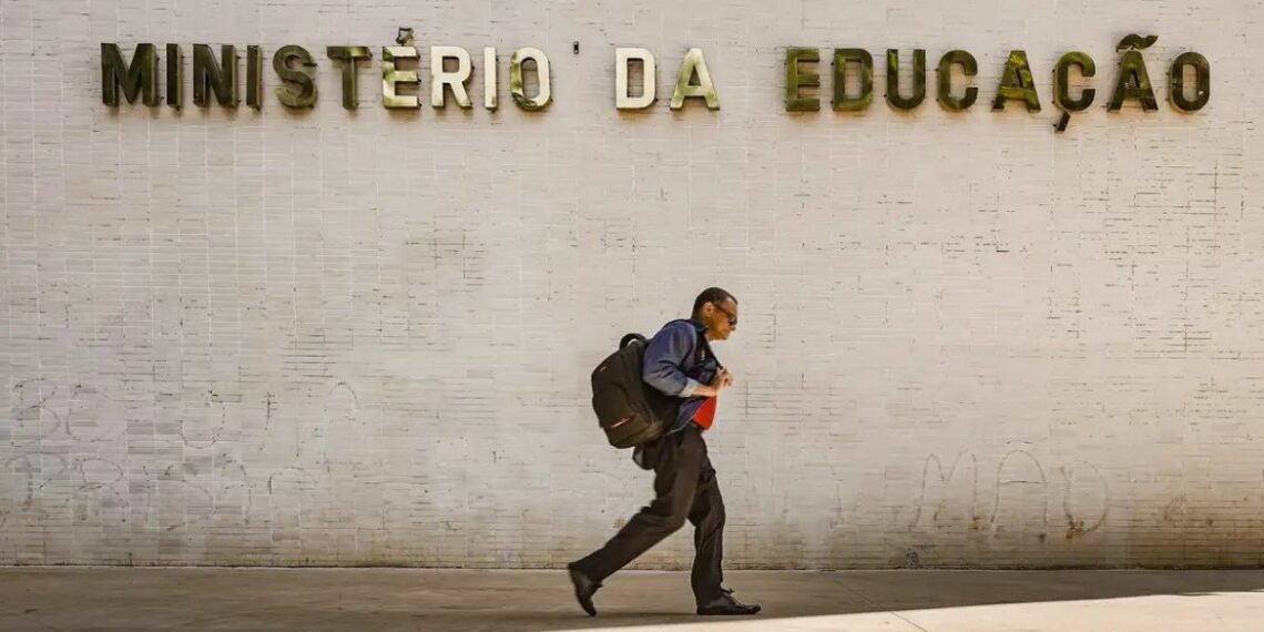 Ministério da Educação inaugura nova sede do IFSP em Presidente Prudente e anuncia expansão de vagas e cursos.