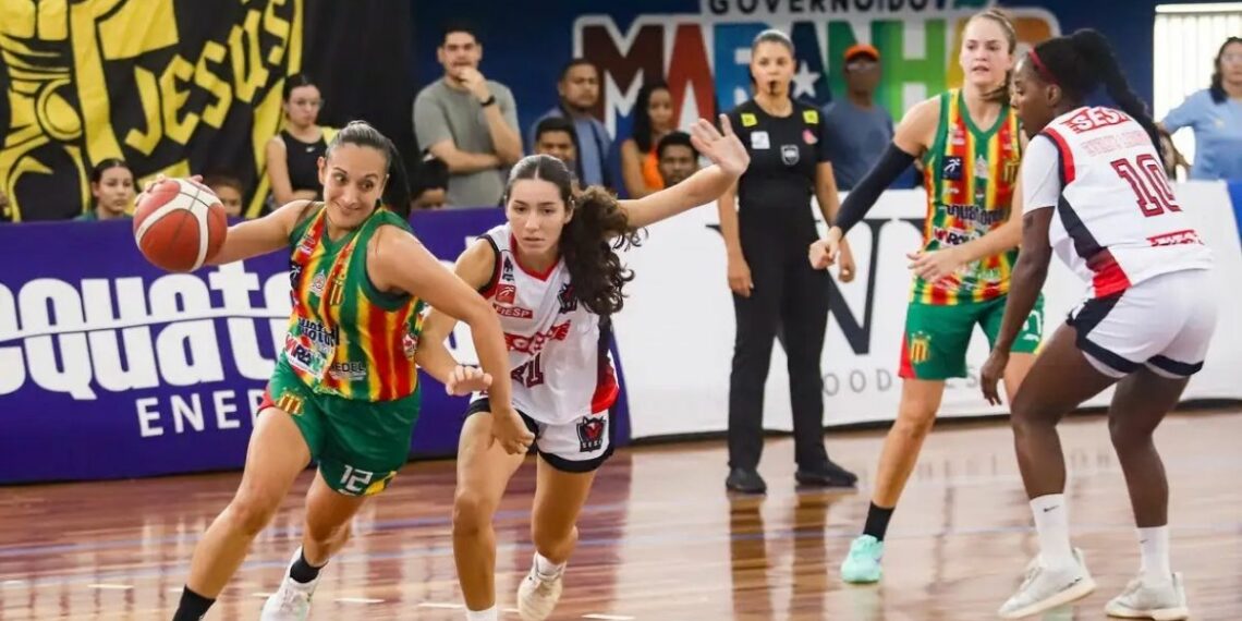 Sampaio Basquete vence o Sesi Araraquara por 76 a 49, segue invicto e lidera a Liga de Basquete Feminino 2026. Destaque para Jenifer Muñoz, eleita a melhor jogadora da partida.