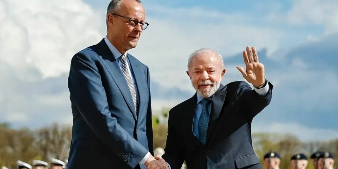Em agenda na Alemanha, Lula participa da Hannover Messe, discute inovação e reindustrialização e articula acordos em áreas como energia, tecnologia e clima.