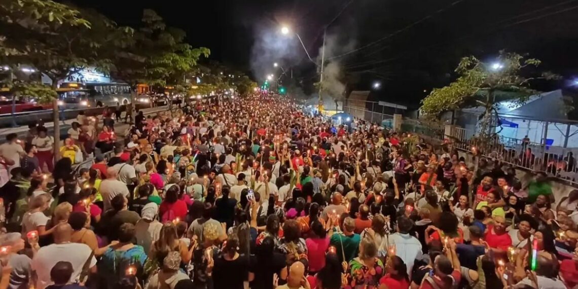 Celebração do Dia de São Jorge em Porto Alegre reúne ato inter-religioso com católicos e religiões de matriz africana no bairro Partenon.