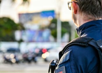 Vitória registra queda de 41% nos homicídios no primeiro trimestre de 2026, impulsionada por tecnologia e integração das forças de segurança.