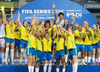 Seleção Brasileira feminina conquista o FIFA Series ao vencer o Canadá por 1 a 0 em Cuiabá, com campanha invicta e destaque para Kerolin.
