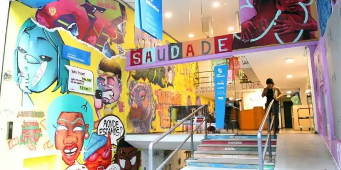 Duas exposições em São Paulo valorizam o protagonismo feminino no graffiti. Com entrada gratuita, as mostras abordam violência, autonomia e resistência das mulheres.