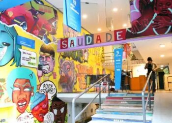 Duas exposições em São Paulo valorizam o protagonismo feminino no graffiti. Com entrada gratuita, as mostras abordam violência, autonomia e resistência das mulheres.