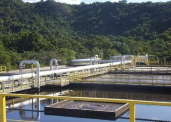 GS Inima assume o esgotamento sanitário em 35 municípios do Espírito Santo via PPP com a Cesan. Contrato prevê R$ 5 bilhões em investimentos e geração de empregos.