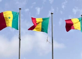 Brasil articula criação de voos diretos para Dakar, no Senegal, visando reduzir tempo de viagem, ampliar comércio e fortalecer laços com países da África Ocidental.