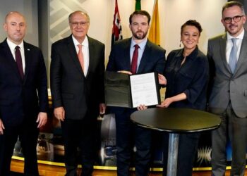 Banco do Brasil assina financiamento de R$ 2,5 bilhões para o Estado de São Paulo participar da PPP do túnel imerso Santos-Guarujá, o primeiro da América Latina.