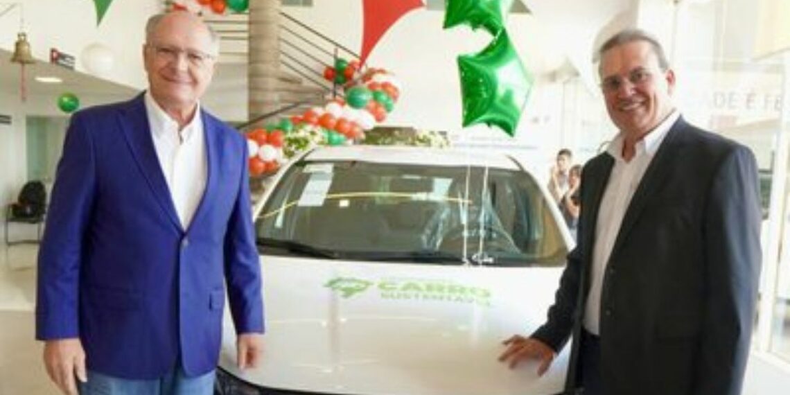 Programa Carro Sustentável impulsiona vendas de veículos de entrada no Brasil, com crescimento de 32,9% e incentivo à indústria nacional.