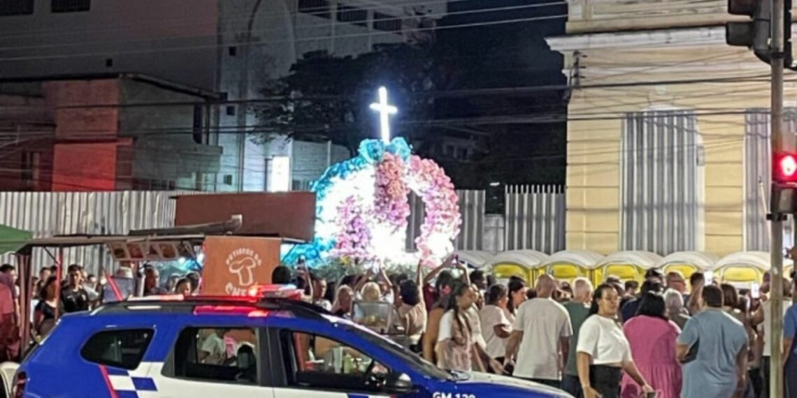 Romaria dos Homens da Festa da Penha provoca interdições no trânsito de Vitória neste sábado. Confira o trajeto, horários e orientações aos motoristas.