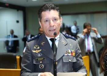 O Espírito Santo sanciona lei que permite a gestantes remarcar testes físicos em concursos públicos e reconhece oficialmente a Rota dos Ipês como destino turístico.