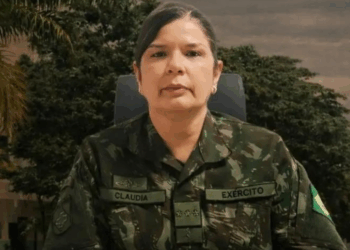 Cláudia Cacho se torna a primeira mulher general do Exército Brasileiro, marco histórico na presença feminina nas Forças Armadas.