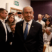 Benjamin Netanyahu teve audiência cancelada em julgamento por corrupção após alegação de segurança.