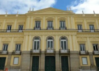 Museu Nacional recebe de volta negativos fotográficos históricos preservados pela Biblioteca Nacional desde 1913. Material reforça memória científica brasileira.