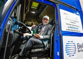Ministério de Minas e Energia publica plano de testes para avaliar uso de diesel com até 25% de biodiesel, visando ampliar a mistura no combustível brasileiro.