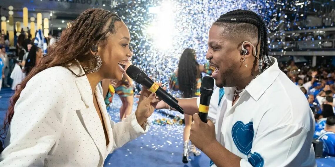 Cantora Jéssica Martin, intérprete da Beija-Flor, recebe o Prêmio Dandara da Alerj por sua trajetória no samba e destaque no carnaval carioca.