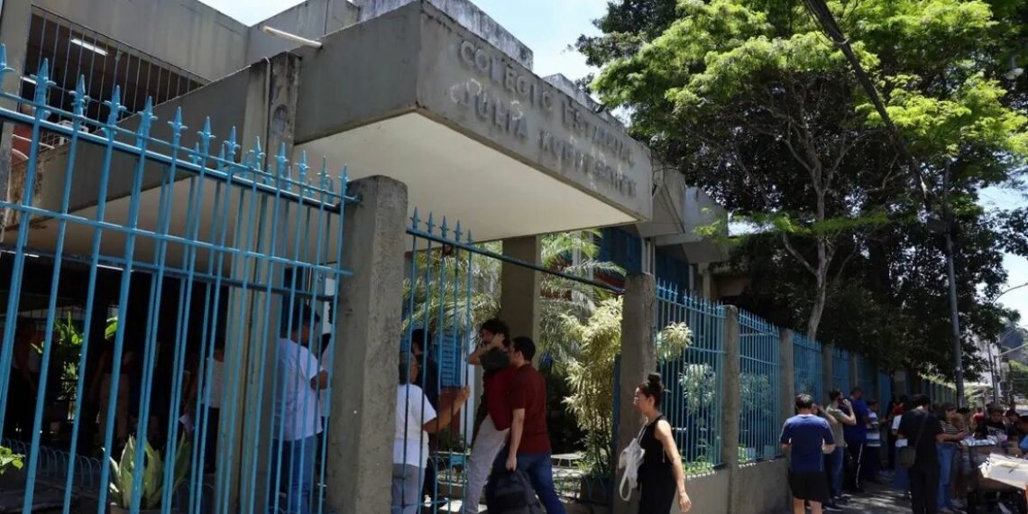Redes públicas de ensino têm até 31 de maio para aderir à Prova Nacional Docente 2026. Exame poderá ser utilizado na seleção de professores da educação básica.