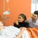 Espírito Santo sanciona lei que garante acompanhante em tempo integral para pacientes em recuperação de mastectomia e cirurgias com restrições equivalentes durante internação hospitalar.