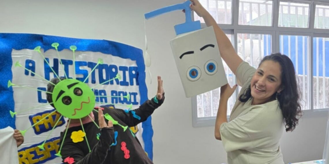 Vitória promove ações educativas em unidades de saúde durante o mês de maio para reforçar a importância da higienização das mãos na prevenção de doenças.