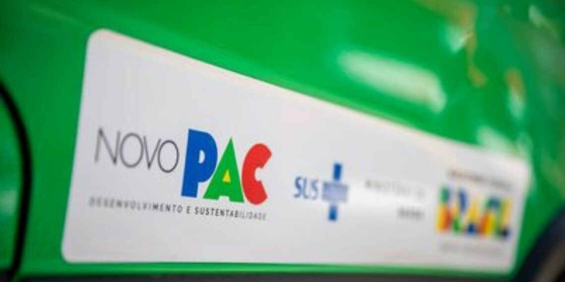 Ministério da Saúde entrega ambulâncias, micro-ônibus e unidades odontológicas móveis em Campinas e celebra vacinação de 1 milhão de gestantes contra o VSR.