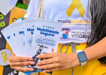Prefeitura de Vitória amplia ações do Maio Amarelo com orientações sobre bicicletas elétricas, ciclomotores e equipamentos autopropelidos na capital capixaba.