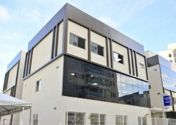 Novo Cemase de Jardim Camburi, em Vitória, inicia aulas de hidroginástica e amplia atividades esportivas voltadas ao bem-estar da população.