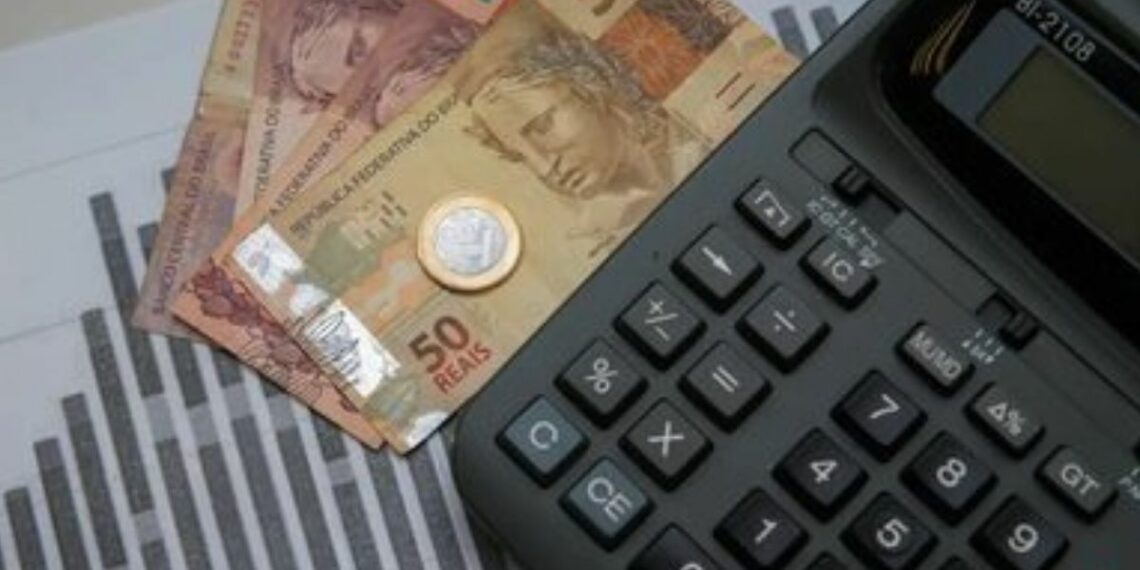 Governo lança Novo Desenrola Brasil com renegociação de dívidas, descontos de até 90%, juros menores e possibilidade de limpar o nome imediatamente.