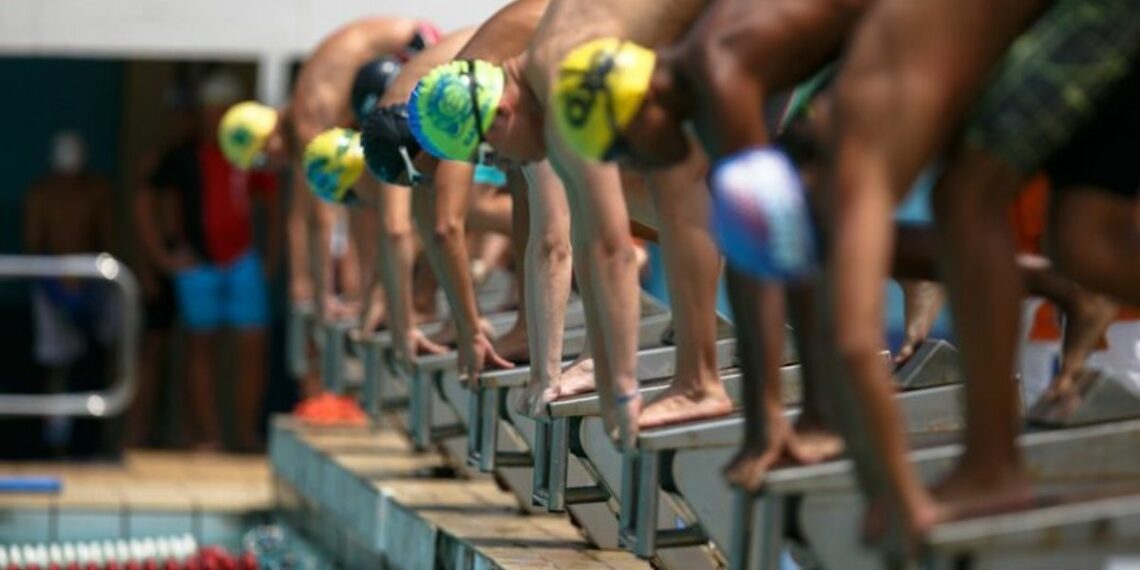 Programa Revelar Talentos fortalece o esporte de base em Roraima com formação de jovens atletas em modalidades como wrestling, atletismo e natação.