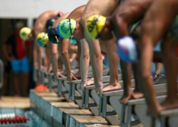 Programa Revelar Talentos fortalece o esporte de base em Roraima com formação de jovens atletas em modalidades como wrestling, atletismo e natação.