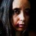 Projeto de lei propõe aluguel social, apoio psicológico e incentivo à autonomia financeira para mulheres vítimas de violência doméstica.