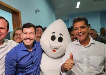 Nova UBS de Riviera da Barra, em Vila Velha, começa a funcionar com consultórios, vacinação, exames e atendimento odontológico para fortalecer a atenção básica.