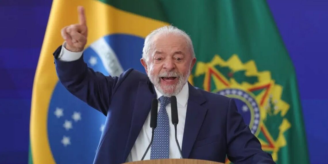 Presidente Lula afirma que criará o Ministério da Segurança Pública após aprovação da PEC da Segurança Pública pelo Senado Federal.
