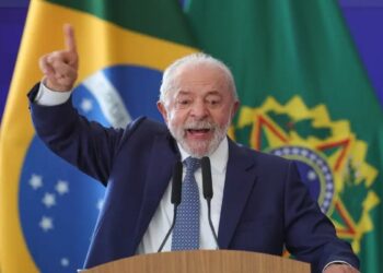 Presidente Lula afirma que criará o Ministério da Segurança Pública após aprovação da PEC da Segurança Pública pelo Senado Federal.