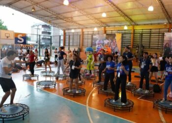 A Semana S promove programação gratuita em todo o Brasil com shows, cinema, corridas, recreação e serviços de saúde. Evento do Sesc deve reunir milhares de pessoas neste fim de semana.
