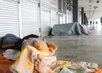 Assembleia Legislativa do Espírito Santo aprova projeto que declara de utilidade pública associação da Igreja Católica voltada ao atendimento de pessoas em situação de rua em Vitória.