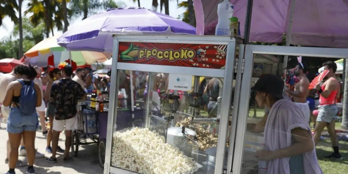 Governo Federal lança linha de crédito para MEIs do turismo inscritos no CadÚnico com juros reduzidos, carência e financiamentos de até R$ 21 mil.