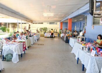 Feira de Mulheres Empreendedoras acontece em Maruípe nos dias 5 e 6 de maio com opções de presentes artesanais para o Dia das Mães e incentivo ao empreendedorismo feminino.