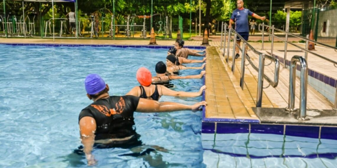 Prefeitura de Vitória amplia vagas noturnas para natação e hidroginástica no Tancredão. Novas turmas do programa Viva Cidade já estão com vagas preenchidas.