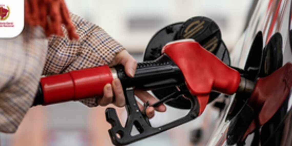 Leilão de carga com 15 milhões de litros de gasolina apreendidos arrecadou R$ 59 milhões e evitou riscos ambientais e prejuízos aos cofres públicos.