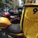 Plataforma da 99 usa sensores e algoritmo para monitorar motociclistas parceiros e reduzir acidentes com alertas e restrições na condução.