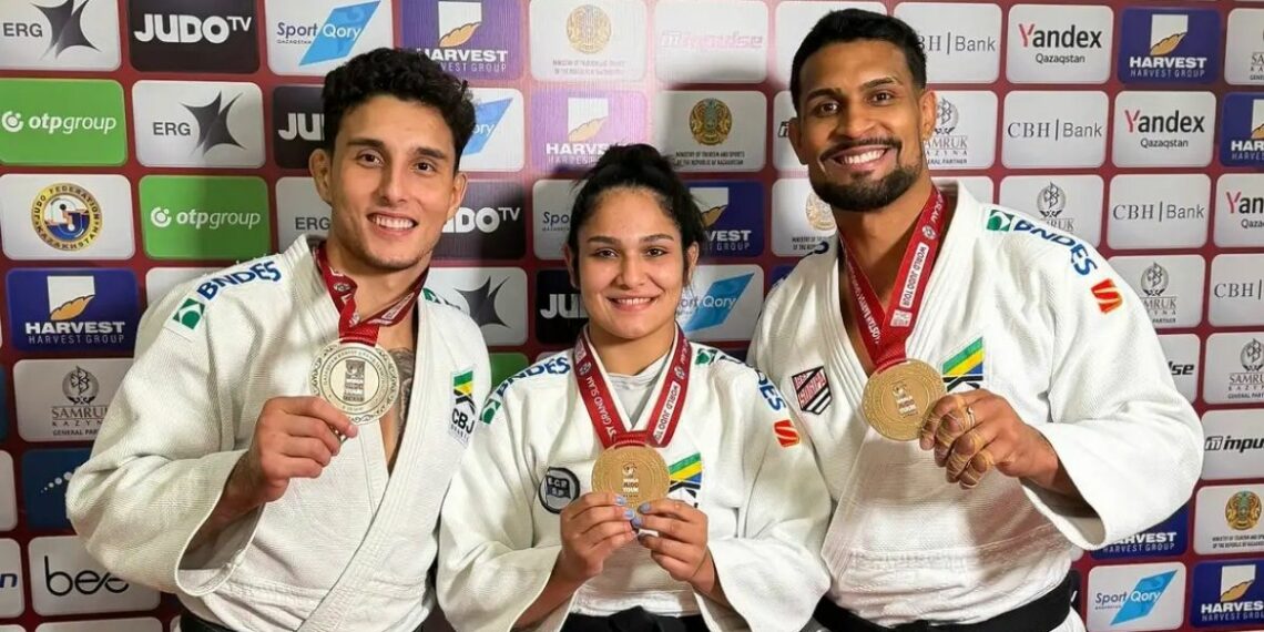 Brasil fecha participação no Grand Slam de Judô de Astana com sete medalhas. Guilherme Schimidt levou prata, enquanto Beatriz Freitas e Leonardo Gonçalves conquistaram bronze.