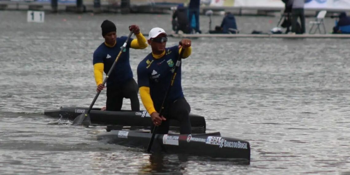 Brasil brilhou na etapa de Brandemburgo da Copa do Mundo de Canoagem e Paracanoagem com ouros de Isaquias Queiroz e Fernando Rufino, além de prata e bronze em provas paralímpicas.
