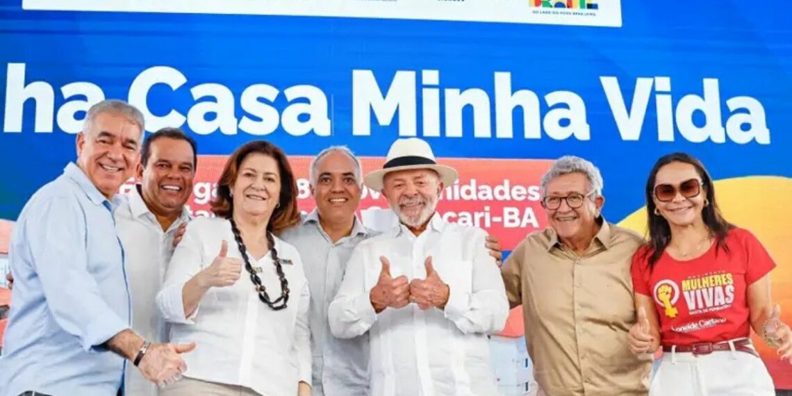 Lula defendeu limitar o uso de inteligência artificial nas eleições e afirmou que tecnologia pode ser usada para espalhar mentiras e manipular eleitores.