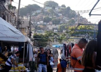 Microempreendedores Individuais (MEIs) têm até domingo (31) para entregar a Declaração Anual Simplificada referente a 2025. O atraso gera multa e pode trazer problemas para o CNPJ.
