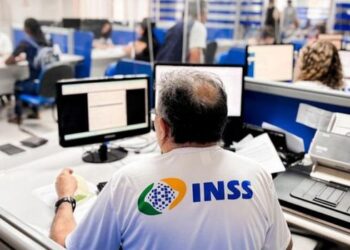 INSS realiza mutirão nacional com mais de 59 mil vagas para perícias médicas e avaliações sociais neste fim de semana.