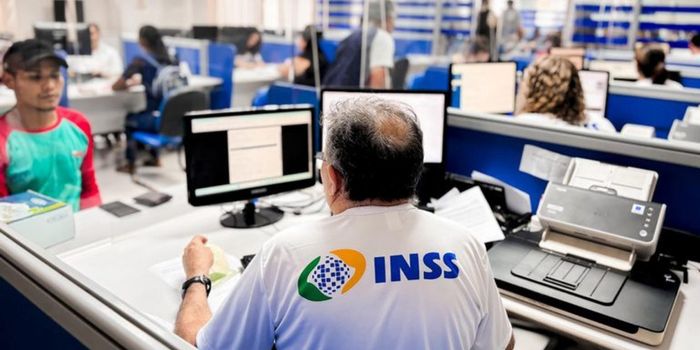 INSS realiza mutirão nacional com mais de 59 mil vagas para perícias médicas e avaliações sociais neste fim de semana.
